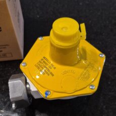 MI-RE REGULADOR para gas natural c/flexible